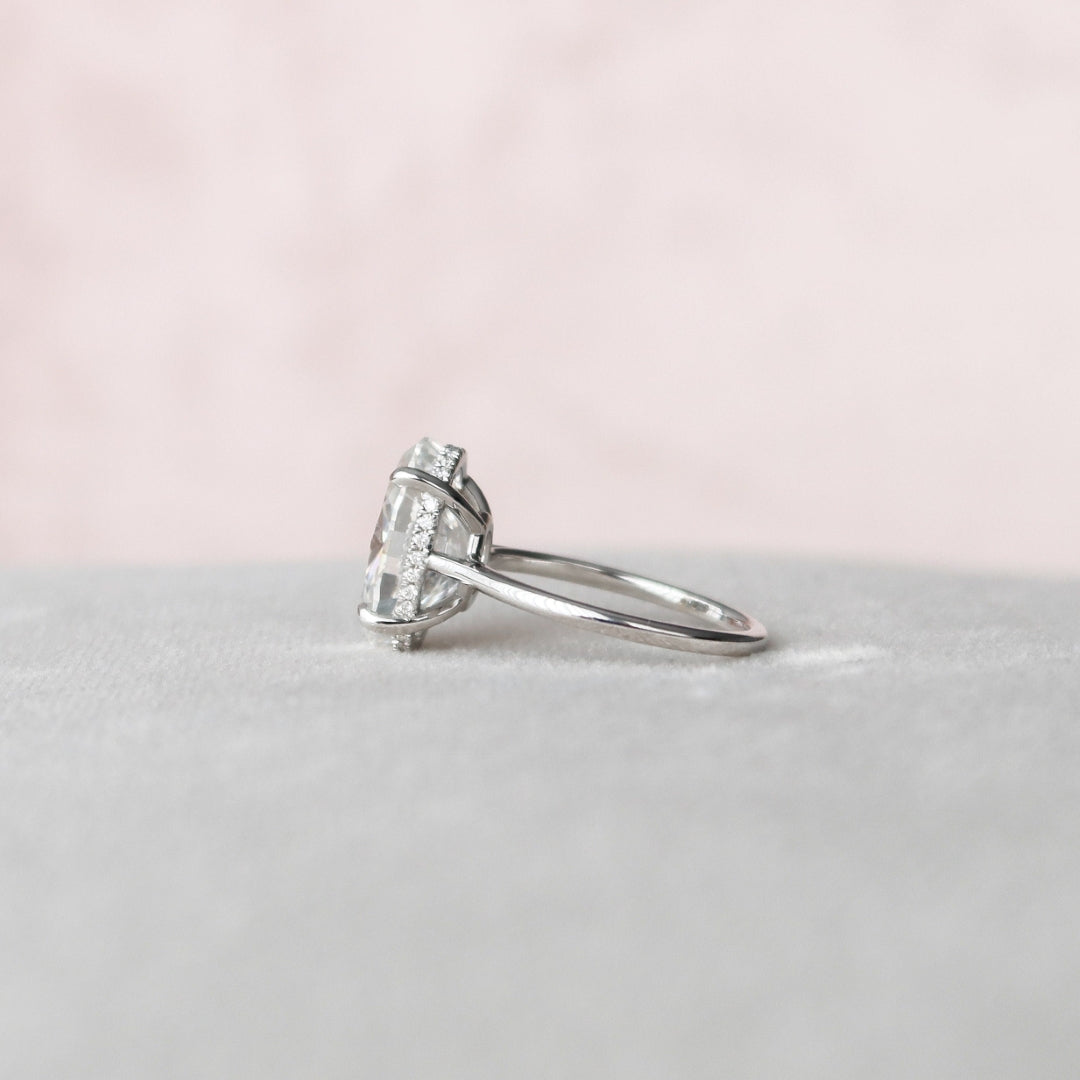 Handmade oval lab grown diamond wedding ring, front view