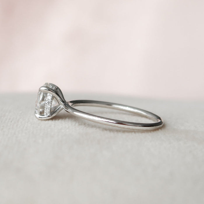 Round brilliant lab grown diamond Art Deco anniversary ring, angled view