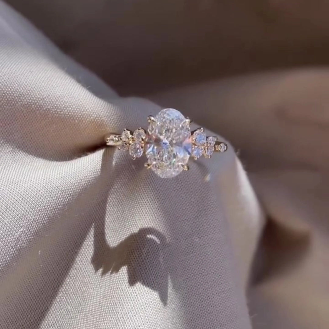 Art Deco Oval Cut Moissanite Cluster Engagement Ring Solitaire Style 18K Gold Unique Wedding Ring