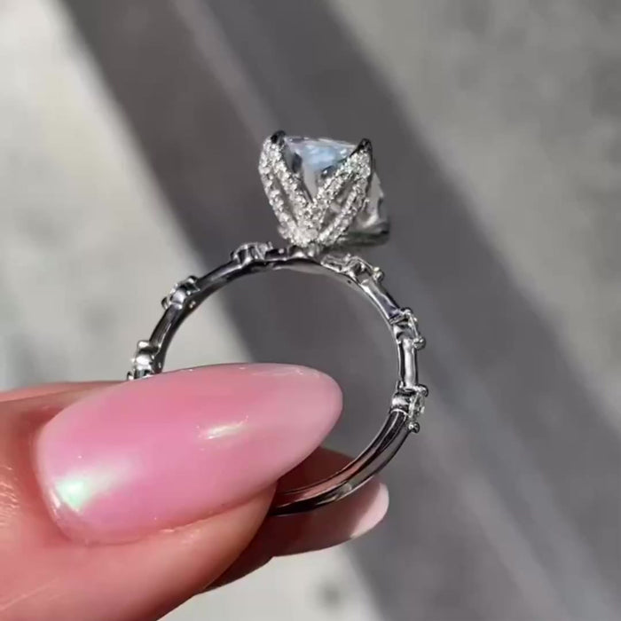 3.5 CT Radiant Cut Moissanite Engagement Ring

