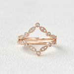 Load image into Gallery viewer, 0.40CTW Round Brilliant Curved Vintage Style Set of 2 Wedding Band Mapple Gems
