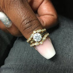 Load image into Gallery viewer, 0.20CTW Round Brilliant Cut Curved Vintage Style Moissanite Wedding Band Mapple Gems
