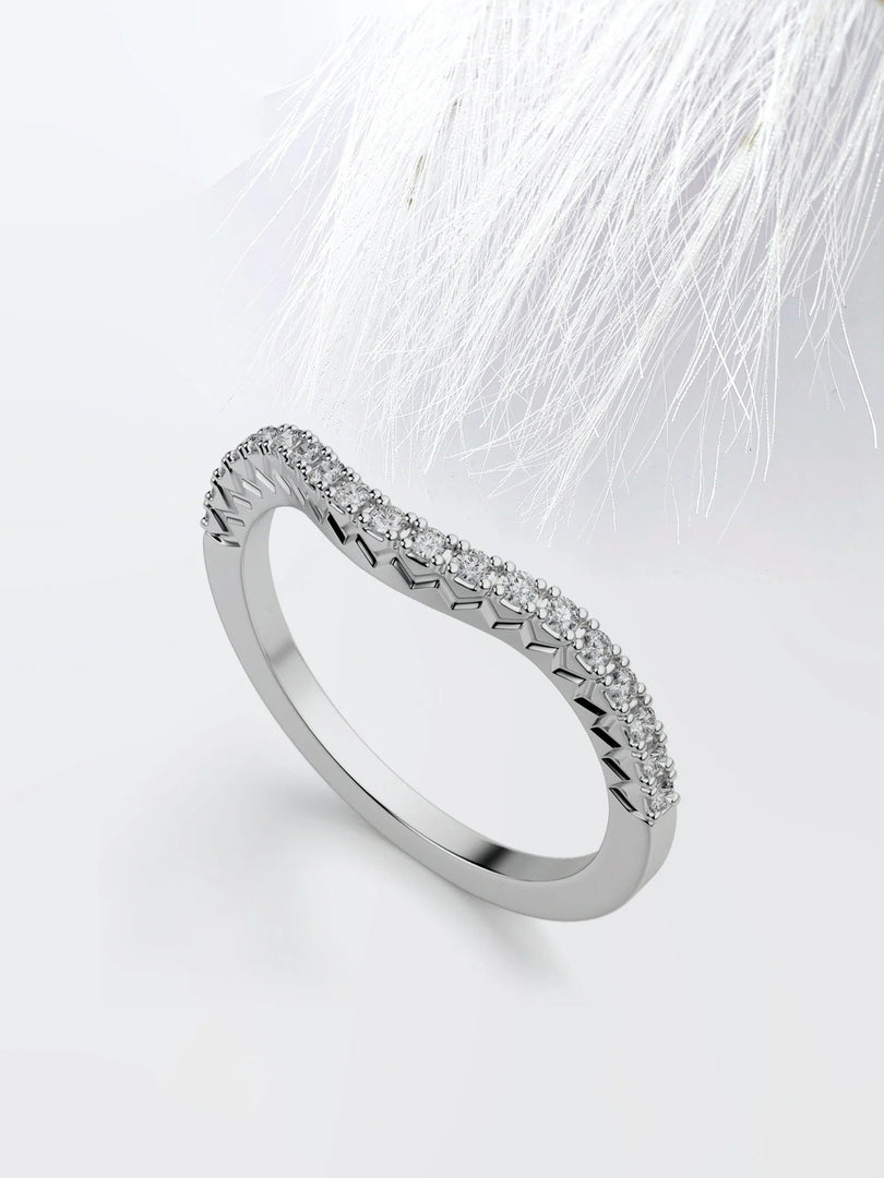 Round Cut Moissanite Curved Diamond Wedding Band for Women Mapple Gems