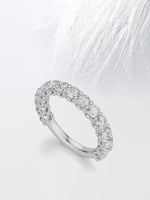 Load image into Gallery viewer, Round Cut Moissanite Scallop Diamond Wedding Band for Women Mapple Gems
