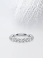 Load image into Gallery viewer, Round Cut Moissanite Scallop Diamond Wedding Band for Women Mapple Gems
