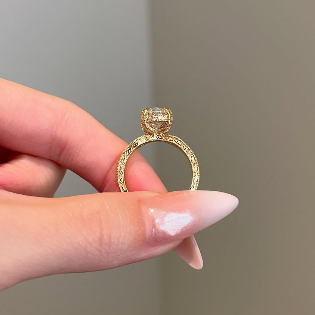 Vintage Art Deco oval cut lab grown diamond engagement ring in yellow gold