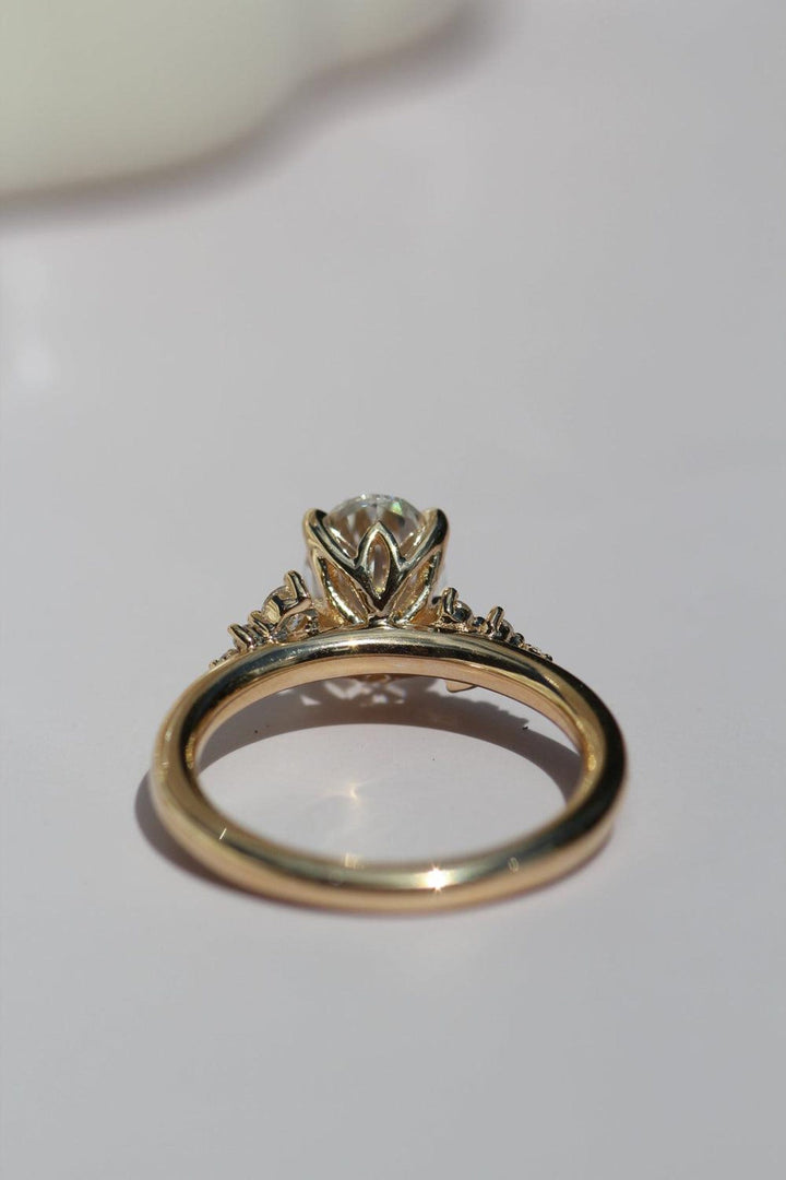 2ct Oval Cut Moissanite Engagement Ring, Oval Solitaire Moissanite Ring, 14k Solid Gold Ring, Anniversary Gift Ring, Bridal Ring, Daily Ring