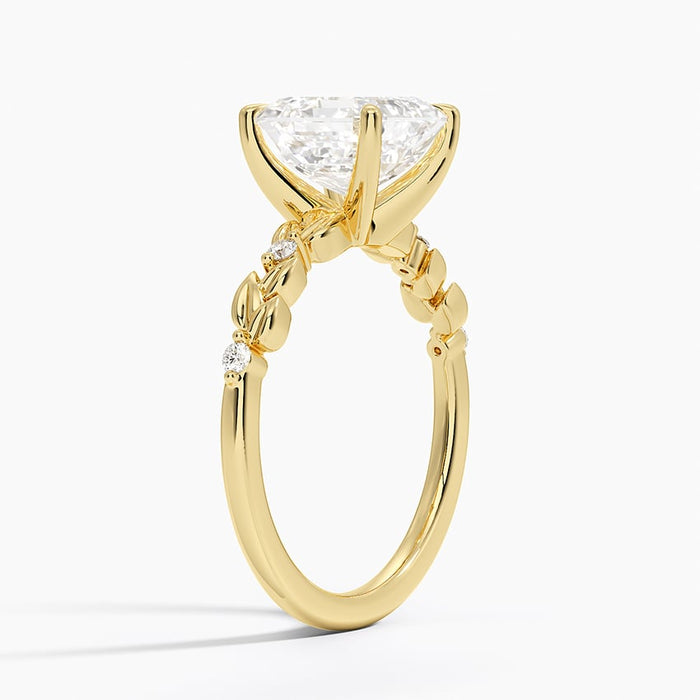 Side view showing the gaps between accents and the leaf shaped links