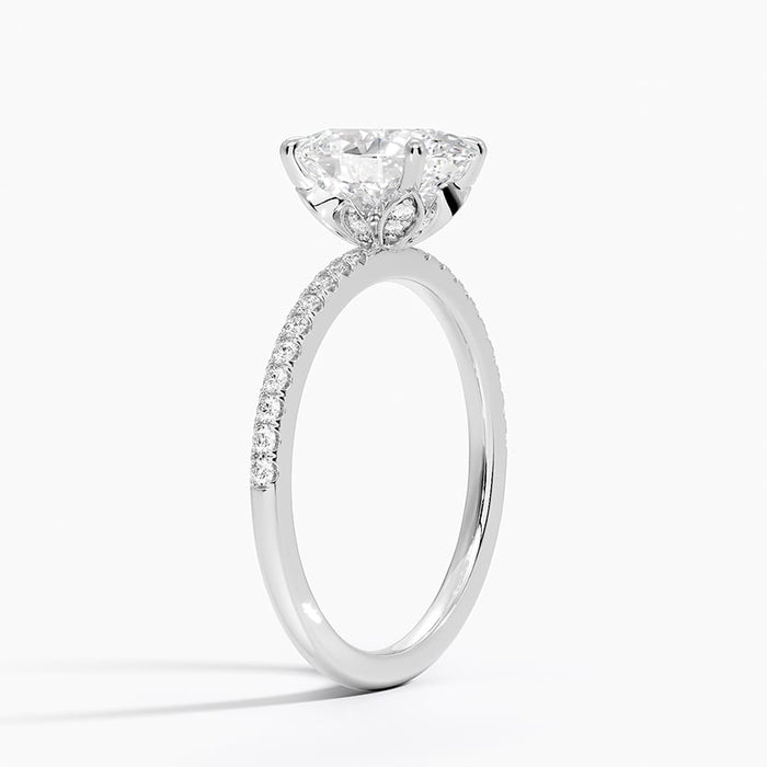 Side view showing the low set stone and single pave row